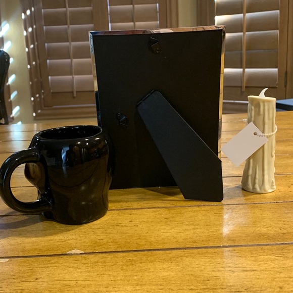 Vampira Silver Photo Frame w Black Skull Mug & cream Candle Halloween decor - Picture 14 of 16